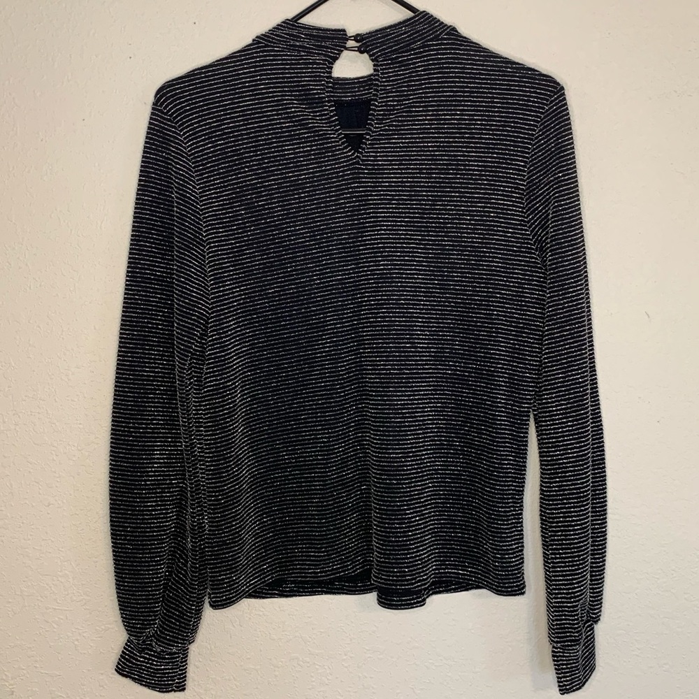 Sparkly black and silver top - Picture 3 of 3